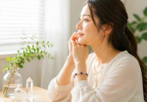 パワーストーンブレスレット右手左手どっちにつける？それぞれの効果や意味も解説